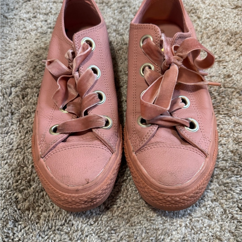 Converse Leather Low Top Rust Pink